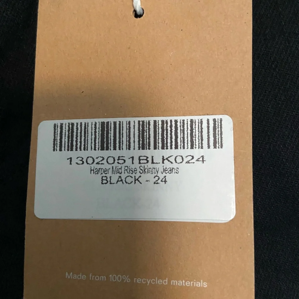 NWT Reformation Harper mid rise skinny jeans in black